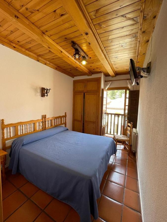 Hostal Restaurante Serrania Tragacete Kültér fotó